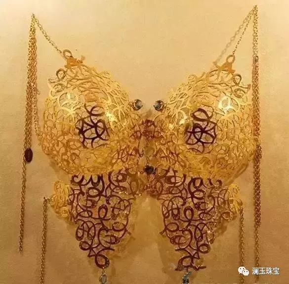 黄金内衣，奢华与文化的交织
