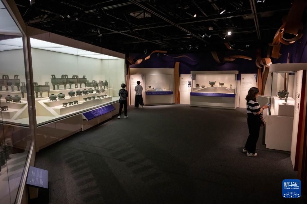 2043年，回溯与展望—香港历史开奖记录57期的启示2024香港历史开奖记录57期那一个月没有天